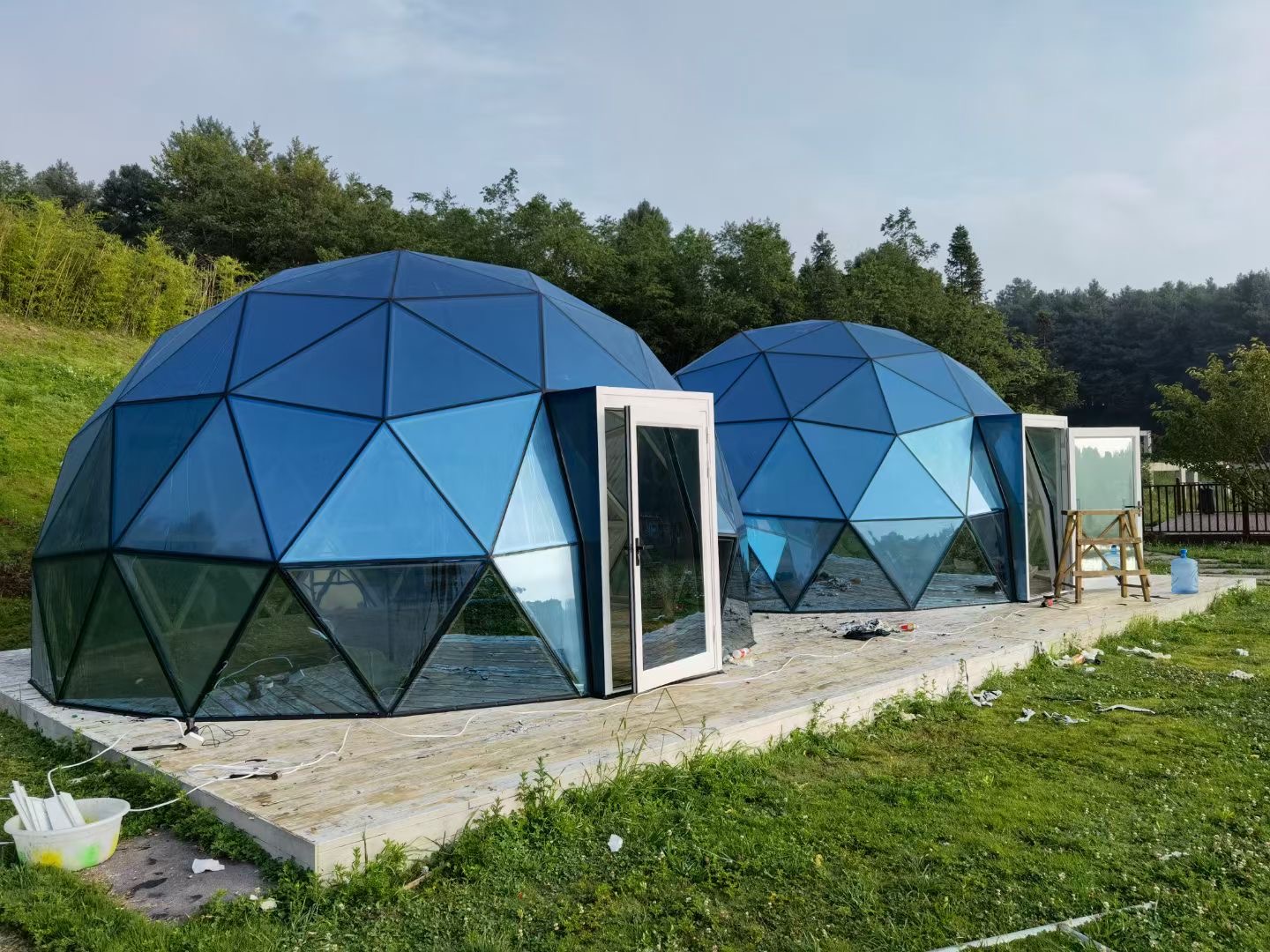 玻璃球形帐篷酒店-酒店帐篷设计